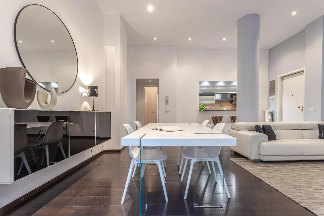 Daire Agathae Luxury Apartament With Garden Roma İtalya