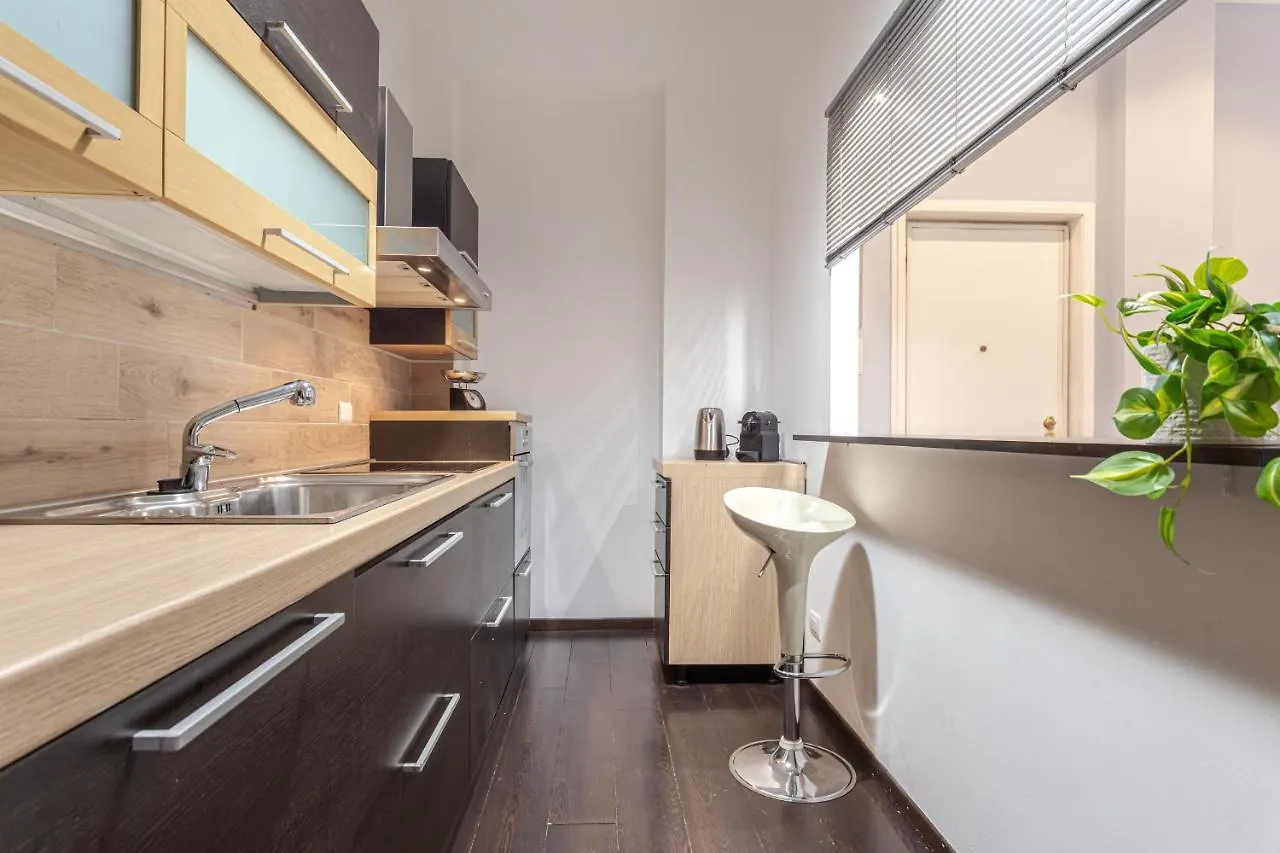 Agathae Luxury Apartament With Garden Roma Daire