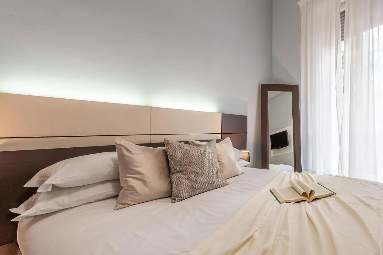 Apartamento Agathae Luxury Apartament With Garden Roma